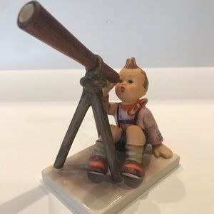 Goebel Hummel “Star Gazer” 132